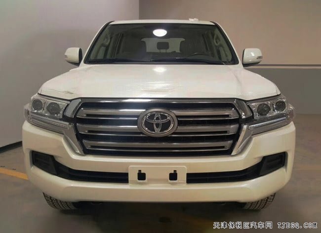 2018款丰田酷路泽4000中东版 8气囊/17轮/天窗现车70万