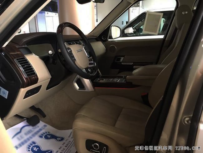 2017款路虎揽胜3.0T行政美规版 视觉包/驾辅包现车138万