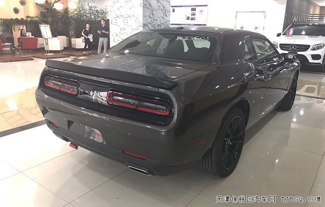 2017款道奇挑战者3.6L经典肌肉跑车 天津港现车热卖
