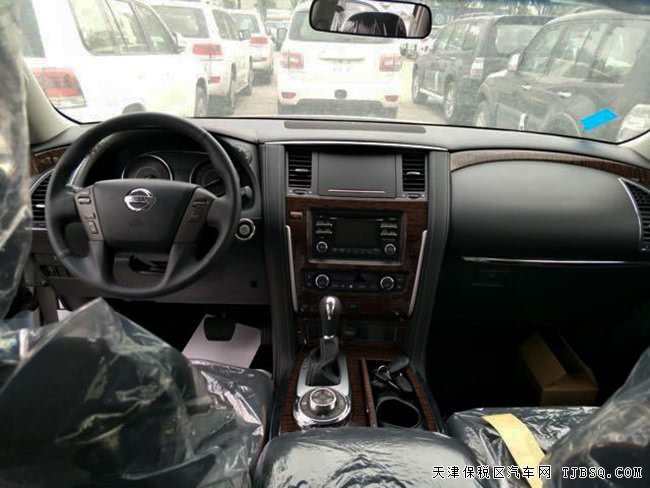 17款日产途乐Y62中东版 7座/18轮/BOSE/天窗现车56.3万