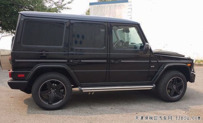 2017款奔驰G550加规版 19轮/天窗/Designo座椅现车196万
