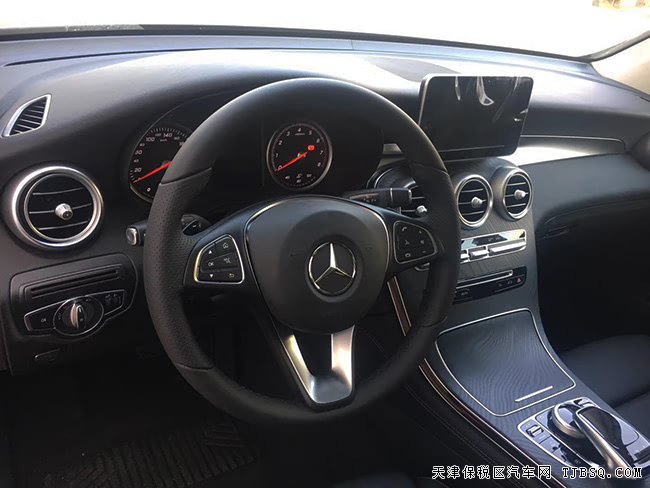 2018款奔驰GLC300墨西哥版 19轮/滑动全景现车48.5万购