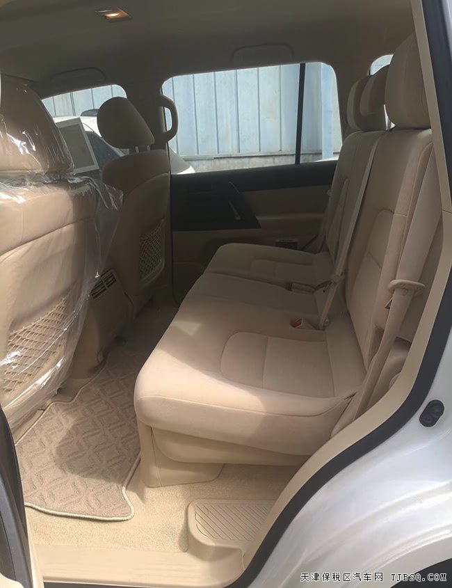 17款丰田兰德酷路泽4000中东版 5座/17轮/电座现车57万