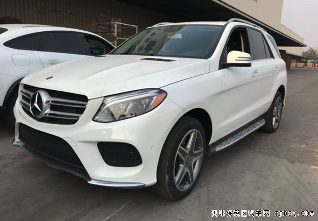 2018款奔驰GLE400墨规版 天窗/20轮/哈曼音响现车76.5万