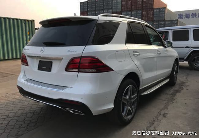 2018款奔驰GLE400墨规版 天窗/20轮/哈曼音响现车76.5万