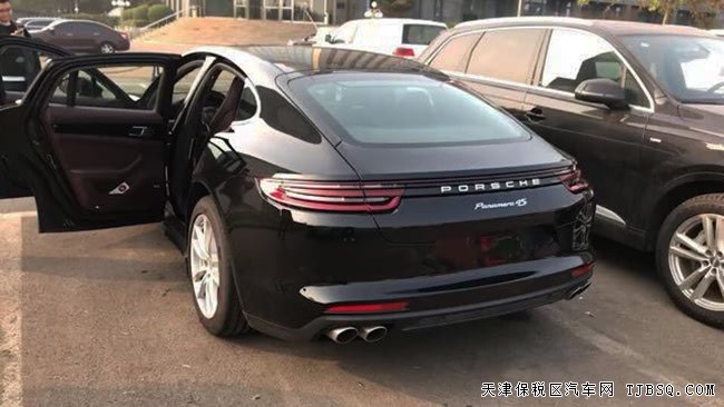17款保时捷Panamera美规版 全景天窗/四区空调现车167万