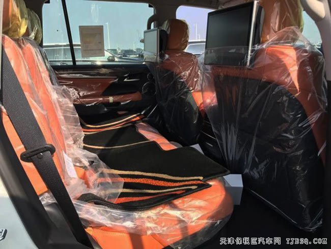 17款雷克萨斯LX570中东版 21轮/雷达测距/后娱现车160万