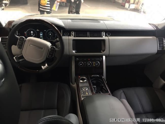 2017款路虎揽胜3.0T柴油加规版 驾辅包/视觉包现车126万