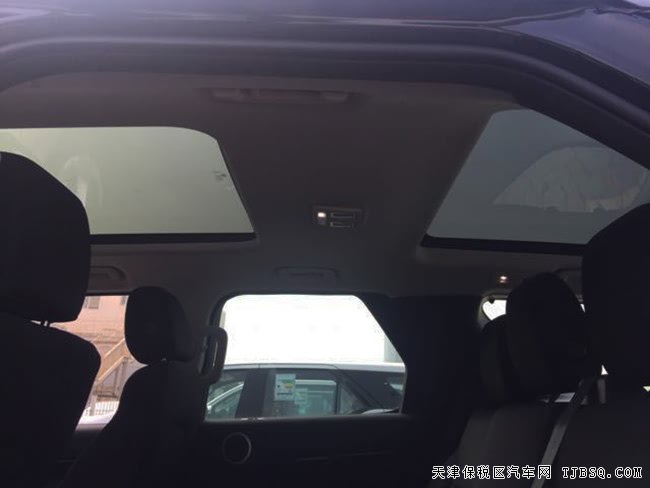 2017款路虎发现五2.0T柴油欧规版 双天窗/19轮现车64万