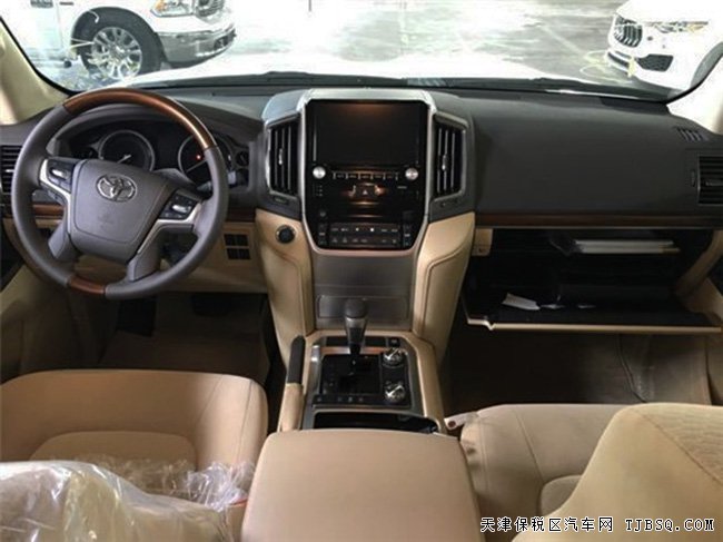 2017款丰田酷路泽400中东版 经典陆巡4.0L尽享折扣