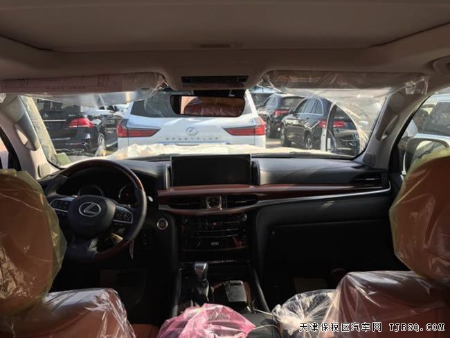 17款雷克萨斯LX570中东版 21轮/雷达测距现车160万乐享