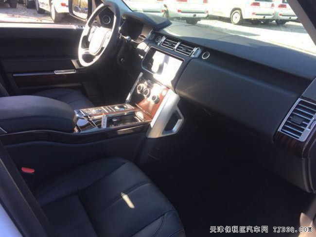 2017款路虎揽胜3.0T行政柴油版 全景/二代地形现车113万