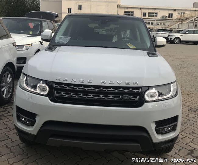 2017款路虎揽胜运动汽油版 黑撞顶/滑动全景现车80.5万