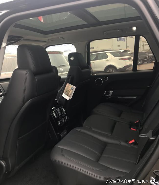 17款路虎揽胜3.0T行政汽油版 中东/美规版现车115万起