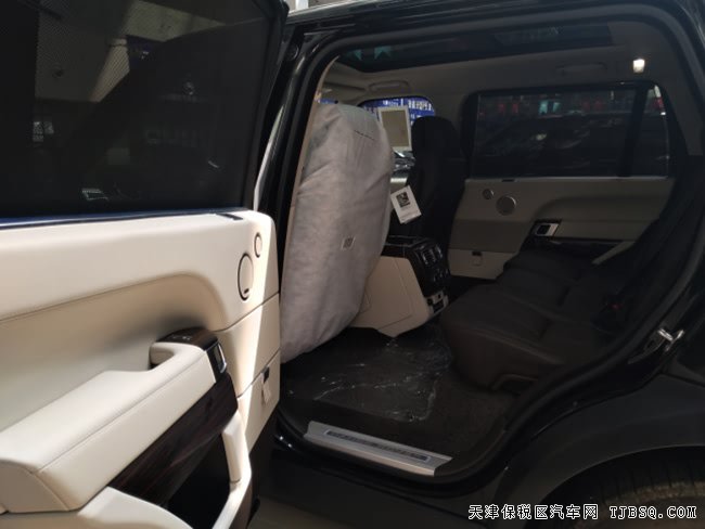 17款路虎揽胜3.0T柴油加长版 20轮/全景/电吸现车136万