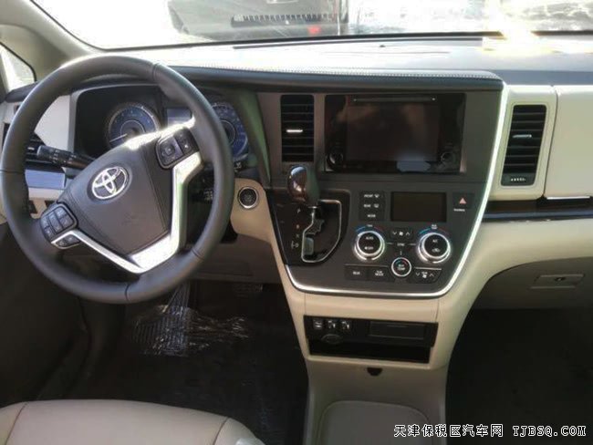 2017款丰田塞纳3.5L经典商务车 四驱版现车优惠购