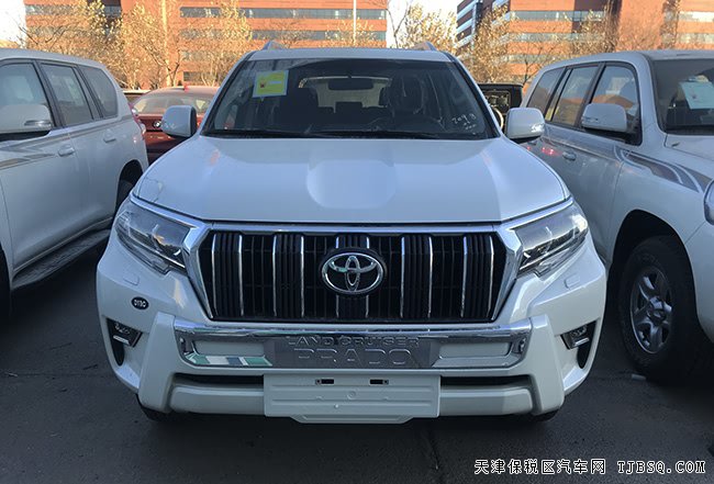 2018款丰田普拉多2700中东版 天窗/18轮/七座现车48万