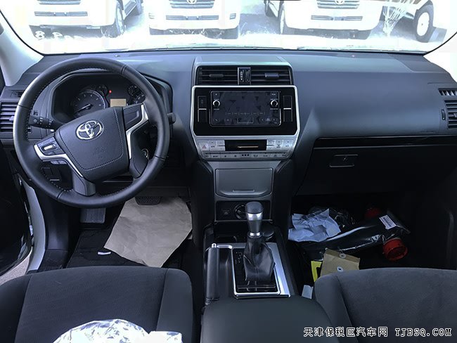 2018款丰田普拉多2700中东版 天窗/18轮/七座现车48万