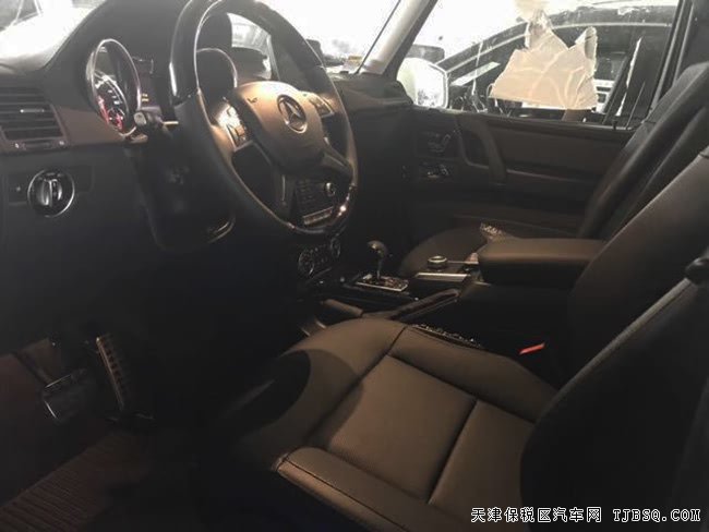 2017款奔驰G550加规版 19AMG轮/雷达测距/天窗现车187万