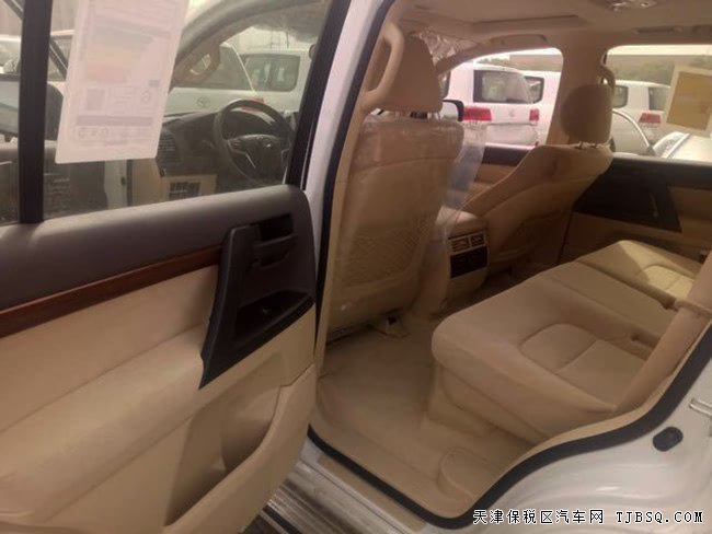 17款丰田酷路泽4000中东版 8气囊/18轮/双差现车65.9万