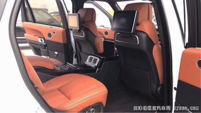 17款路虎揽胜3.0T柴油创世加长版 22轮/创世包现车157万