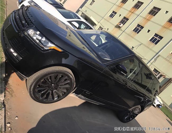 2017款路虎揽胜5.0T机增加长版 22轮/雷达测距现车223万