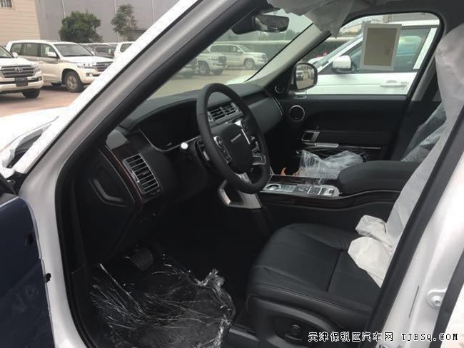 17款路虎揽胜3.0T行政柴油版/汽油版 天津港现车112万起