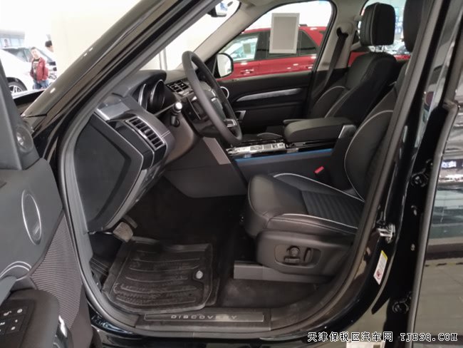 17款路虎发现五3.0T加规版 21轮/全景天窗/7座现车89万