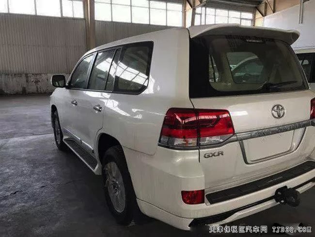 2017款丰田酷路泽4000中东版 陆巡4.0L V8绚丽来袭