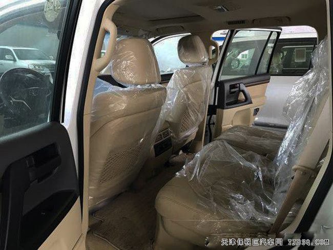 2017款丰田酷路泽4000中东版 陆巡4.0L V8绚丽来袭