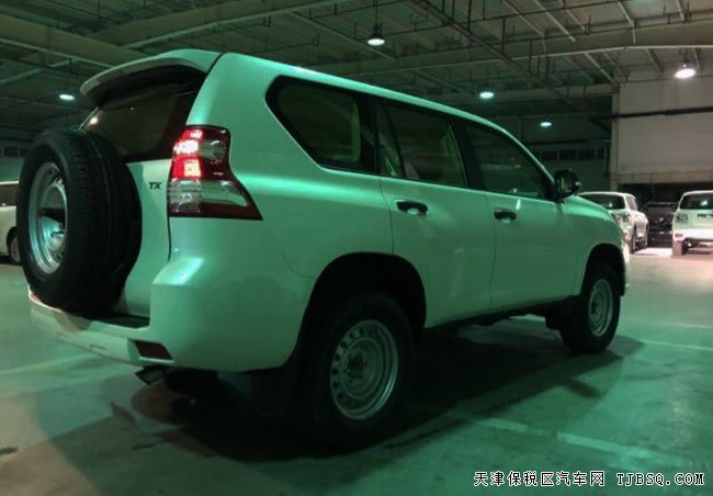 17款丰田霸道2700中东版 后挂备胎/大灯清洗现车39.5万