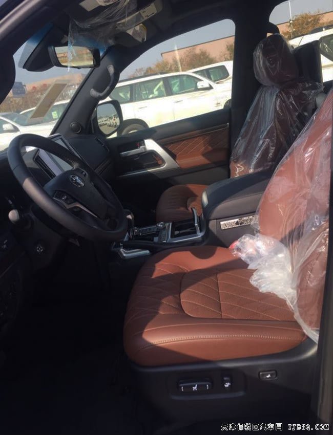 2017款丰田酷路泽5700中东版 20轮/雷测/后娱现车126万