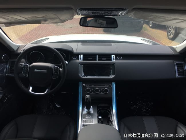 2017款路虎揽胜运动柴油版 滑动全景天窗/19轮现车75万