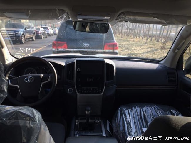 2017款丰田酷路泽4000中东版 天窗/8气囊/七座现车66万