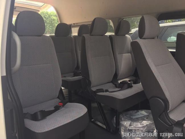 2017款丰田海狮2.7L中东版商务车 十五座现车38万优惠购