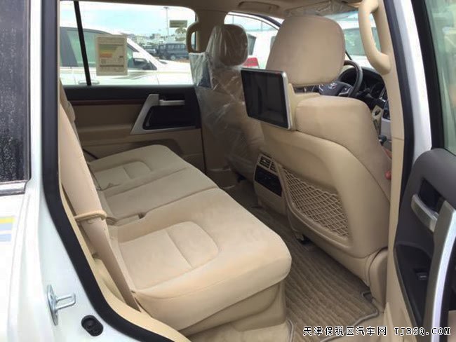 2017款丰田酷路泽5700中东版 7座/大包围/后娱现车98万