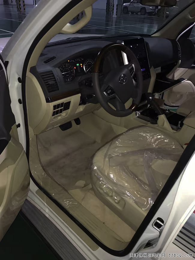 17款丰田酷路泽4000中东版 陆巡4.0L现车极致热卖