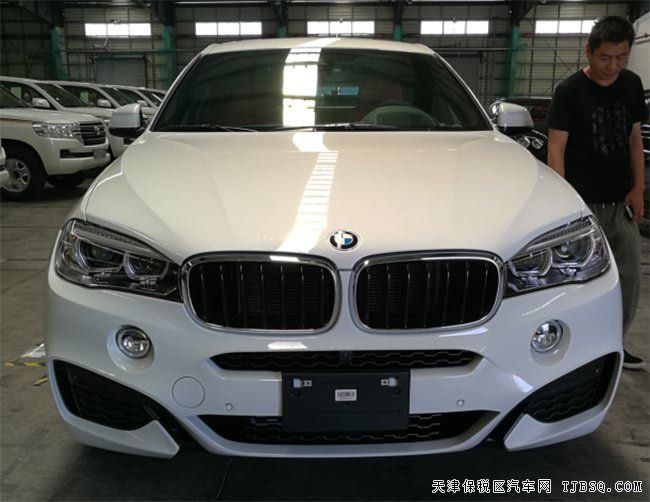 2017款宝马X6M加规版3.0T 平行进口车低价登场