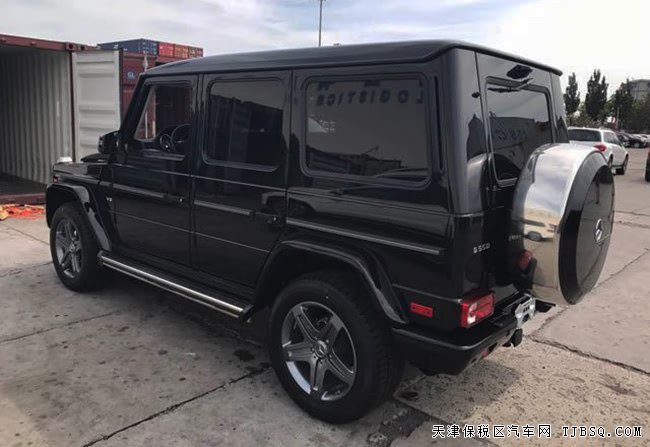 平行进口车17款奔驰G550美规版 天津港现车183万优惠呈现