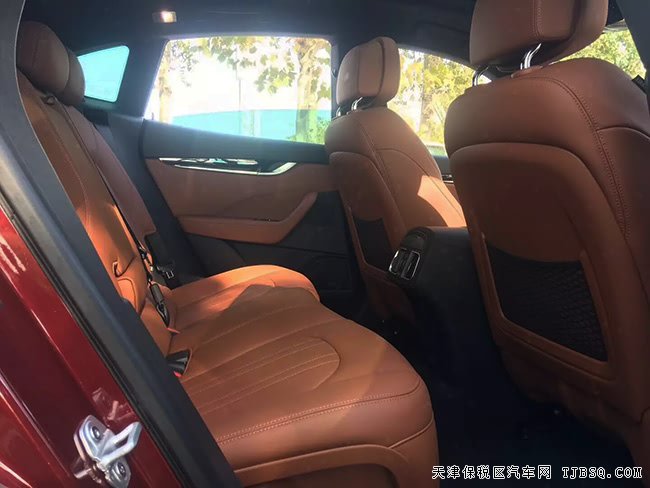 平行进口车17款玛莎拉蒂莱万特SUV 现车极致热卖