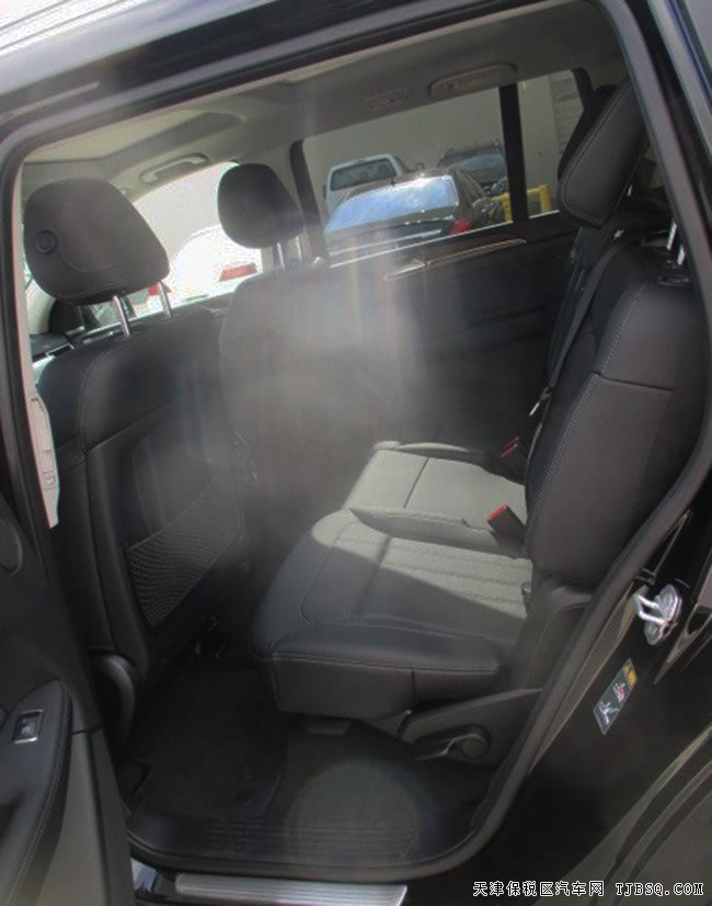 2018款奔驰GLS450美规版 平行进口现车优惠呈现