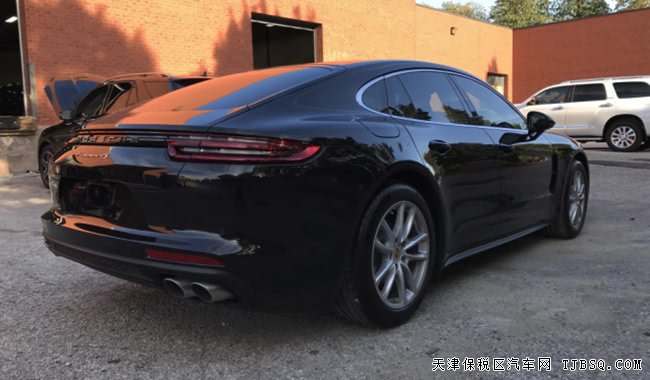 2017款保时捷Panamera 4S加规版 经典轿跑现车154万优购