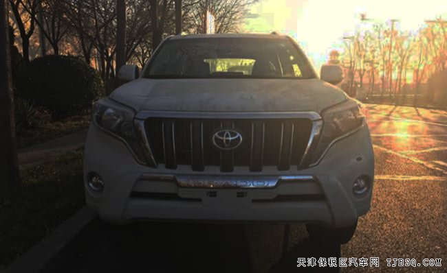 17款丰田霸道4000中东版 天窗/18轮/外挂/航踏现车57万