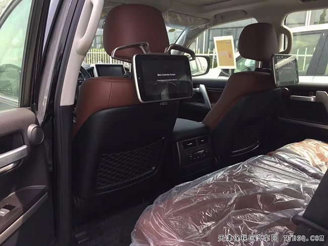 2017款丰田酷路泽5700中东版 经典越野绚丽来袭