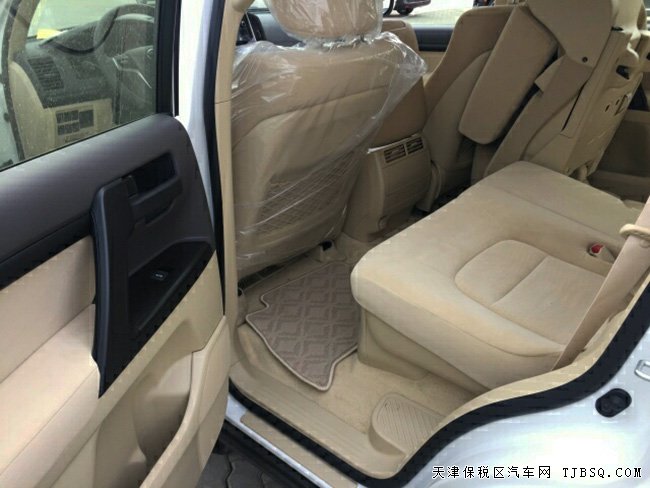 17款丰田兰德酷路泽4000中东版 5座/冰箱/17轮现车58万