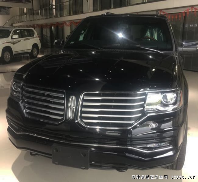 2017款林肯领航员3.5T加规版 20轮/天窗/遥启现车85.5万