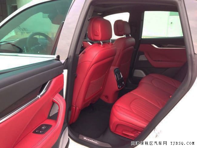 2017款玛莎拉蒂莱万特SUV高功率版 平行进口车115万优购