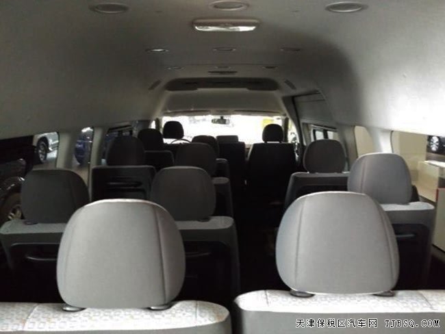 2017款丰田海狮2.7L中东版 十五座商务车37万震撼来袭