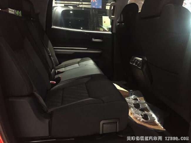 17款丰田坦途5.7L美式皮卡 18越野轮/天窗现车52万尊享