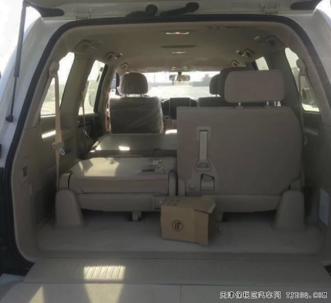 2018款丰田酷路泽4000中东版 18轮/七座/中差现车64万购